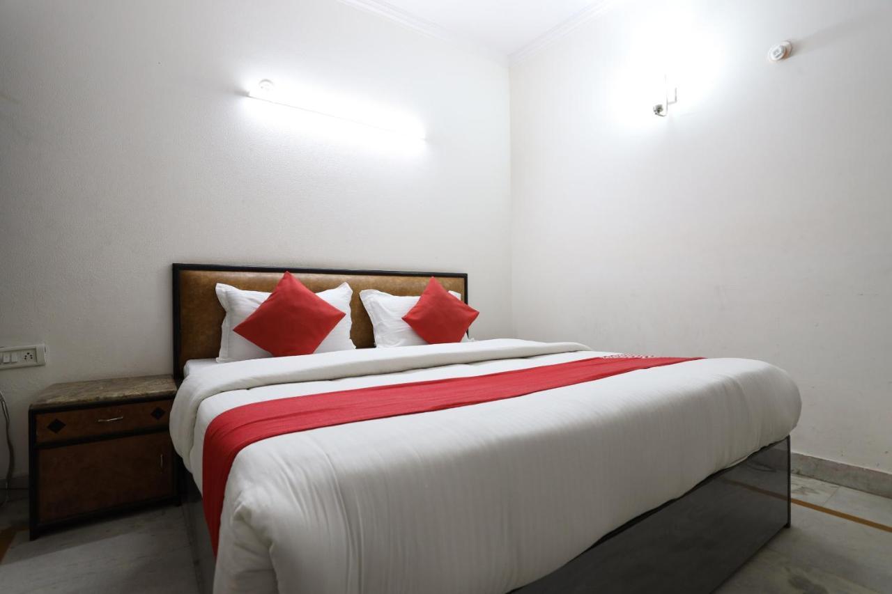 Oyo 60476 Hotel Silver Rooms Delhi  Exterior photo