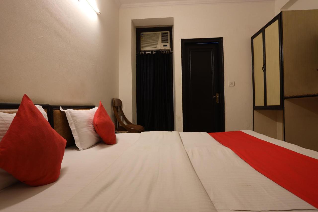 Oyo 60476 Hotel Silver Rooms Delhi  Exterior photo